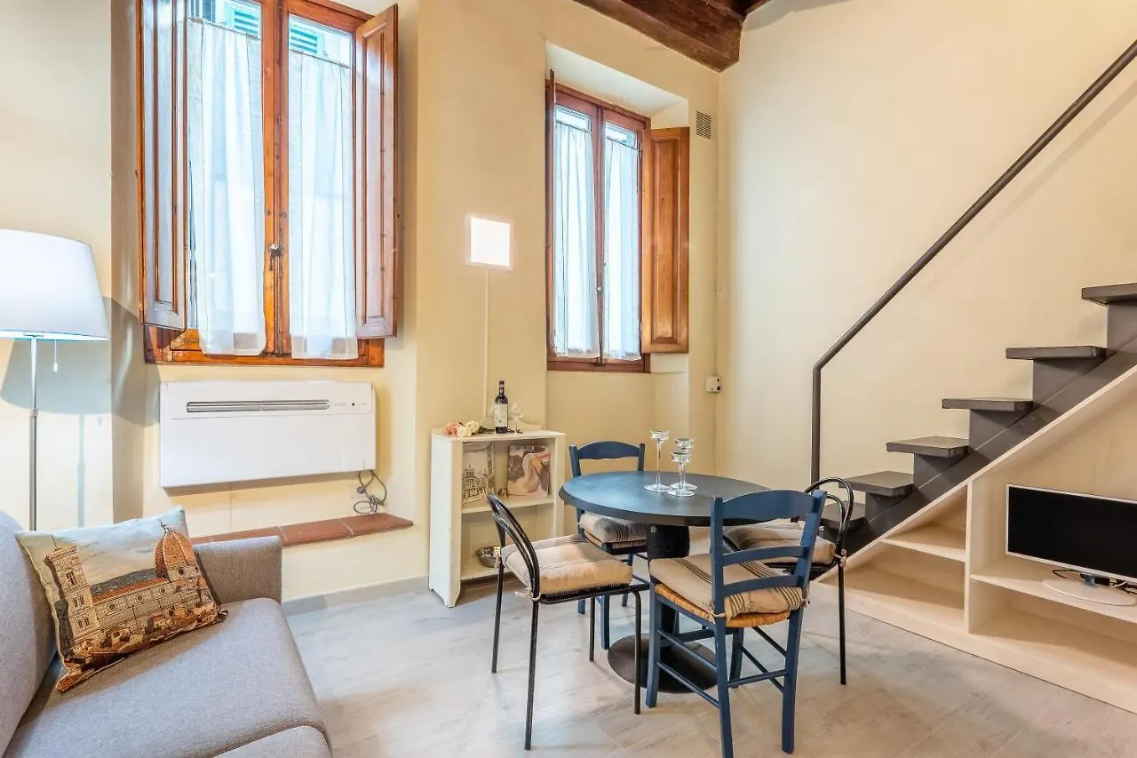 Ferienwohnung Tiny Pitti Florenz
